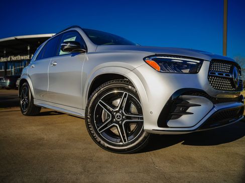 New 2026 Mercedes-Benz GLE 350 4MATIC image 2