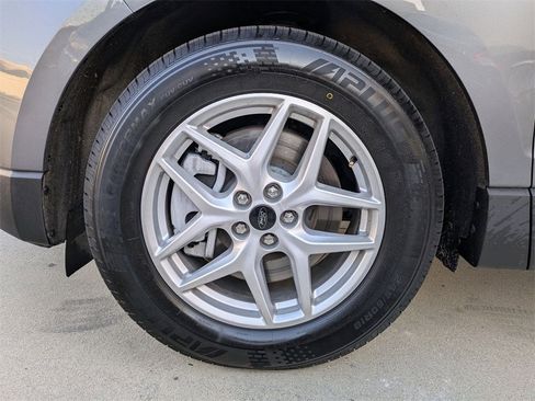 Used 2024 Ford Edge SEL image 31