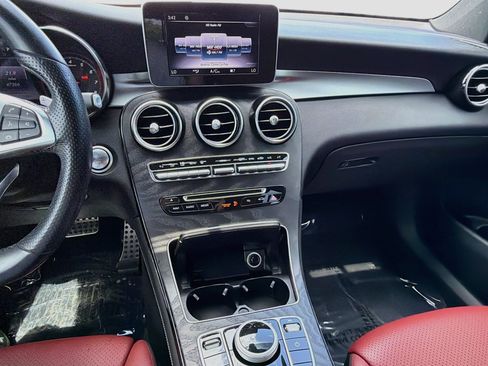 Used 2018 Mercedes-Benz GLC 300 4MATIC Coupe image 28