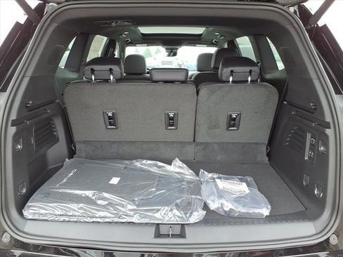 New 2026 GMC Acadia Denali w/ Super Cruise Package image 22