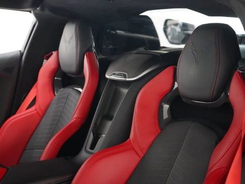 Used 2024 Chevrolet Corvette Stingray Premium Cpe w/ Z51 Performance Package image 27