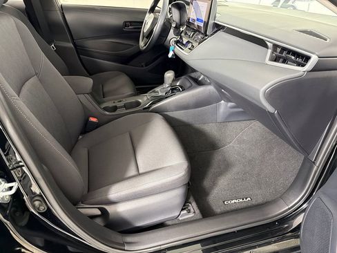 Used 2024 Toyota Corolla LE image 13