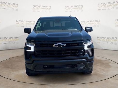 Used 2023 Chevrolet Silverado 1500 RST w/ Convenience Package II AWD/4WD image 8
