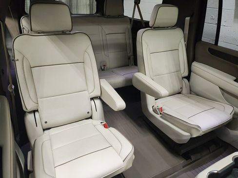 New 2026 GMC Yukon XL Denali w/ Sun & Power Step Package image 11