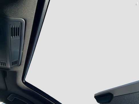 Used 2019 Volkswagen Jetta R-Line w/ R-Line Cold Weather Package image 23