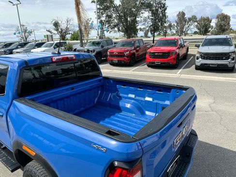 New 2025 GMC Canyon Elevation w/ Convenience Package image 26