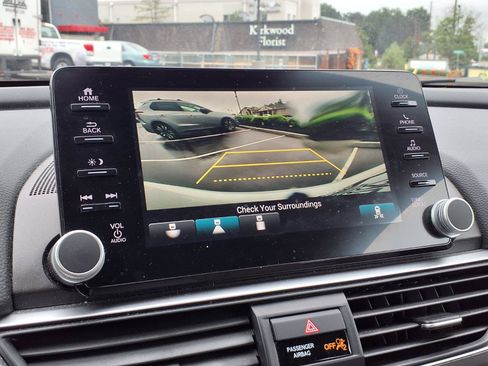 Used 2019 Honda Accord EX-L image 8