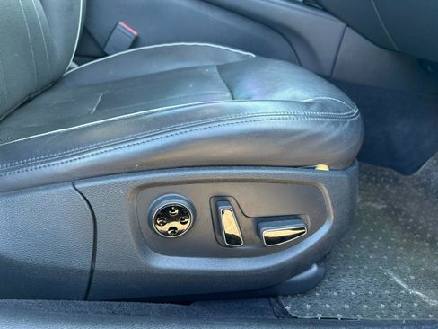 Used 2015 Hyundai Genesis 3.8 w/ Option Group 04 image 28