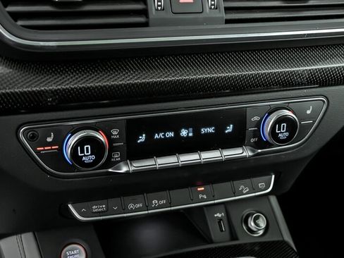 Used 2020 Audi SQ5 Premium Plus w/ Premium Plus Package image 33