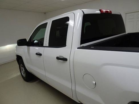 Used 2019 Chevrolet Silverado 1500 W/T w/ WT Convenience Package AWD/4WD image 17