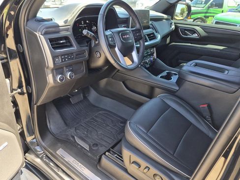 Certified 2022 GMC Yukon SLT w/ SLT Luxury Package RWD image 13