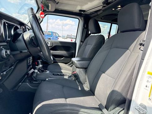 Used 2019 Jeep Wrangler Unlimited Sport S AWD/4WD image 11