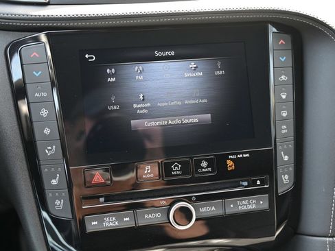 Used 2023 INFINITI QX50 Sport AWD/4WD image 32