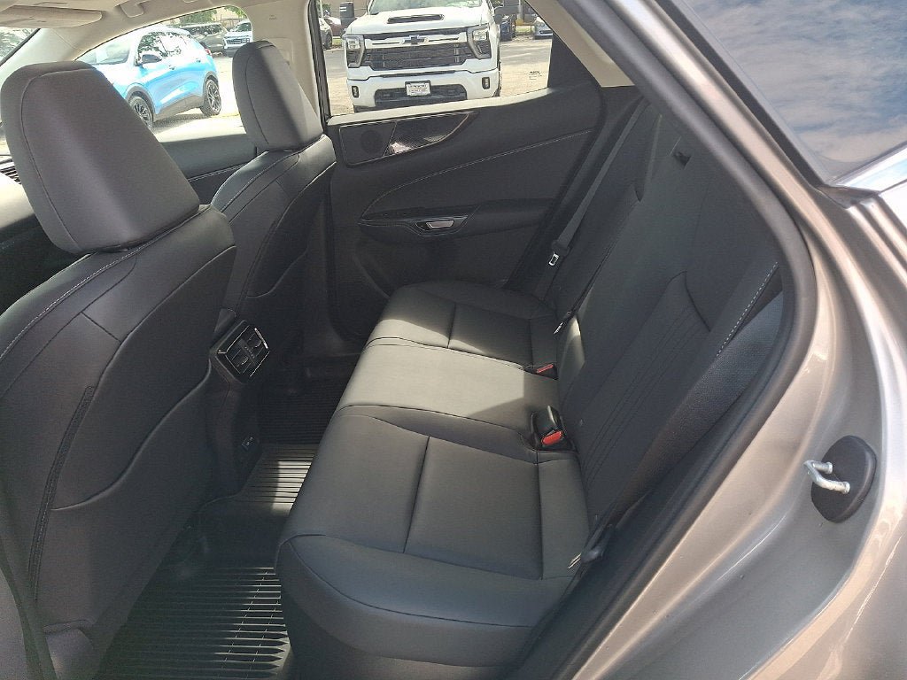 Used 2022 Lexus NX 350h AWD w/ Towing Package (2000 Lbs) image 11