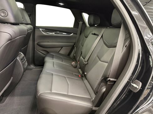 Used 2022 Cadillac XT5 Premium Luxury image 10