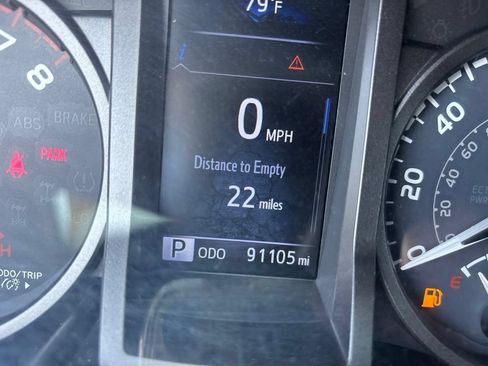 Used 2017 Toyota Tacoma TRD Pro AWD/4WD image 24