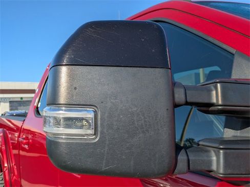 Used 2022 Ford F250 Lariat w/ Black Appearance Package image 11