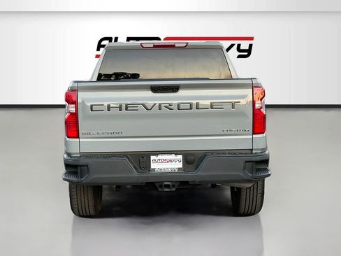Used 2024 Chevrolet Silverado 1500 Custom RWD image 6