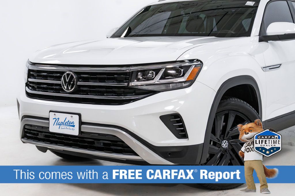 Used 2023 Volkswagen Atlas Cross Sport SE w/ Black Wheel Package AWD/4WD image 2