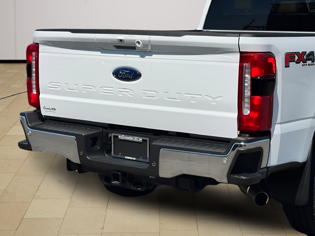 Used 2025 Ford F250 Lariat AWD/4WD image 41