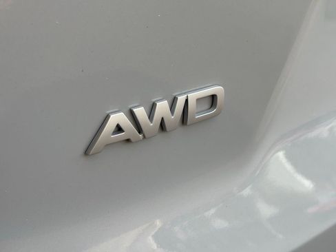 Used 2022 Kia Sorento SX image 5