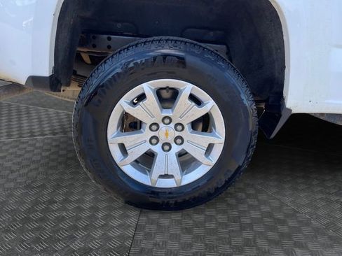 Used 2022 Chevrolet Colorado LT w/ Fleet Safety Package image 30