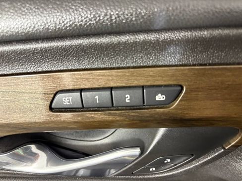 Used 2018 GMC Terrain Denali w/ Advanced Safety Package FWD image 17