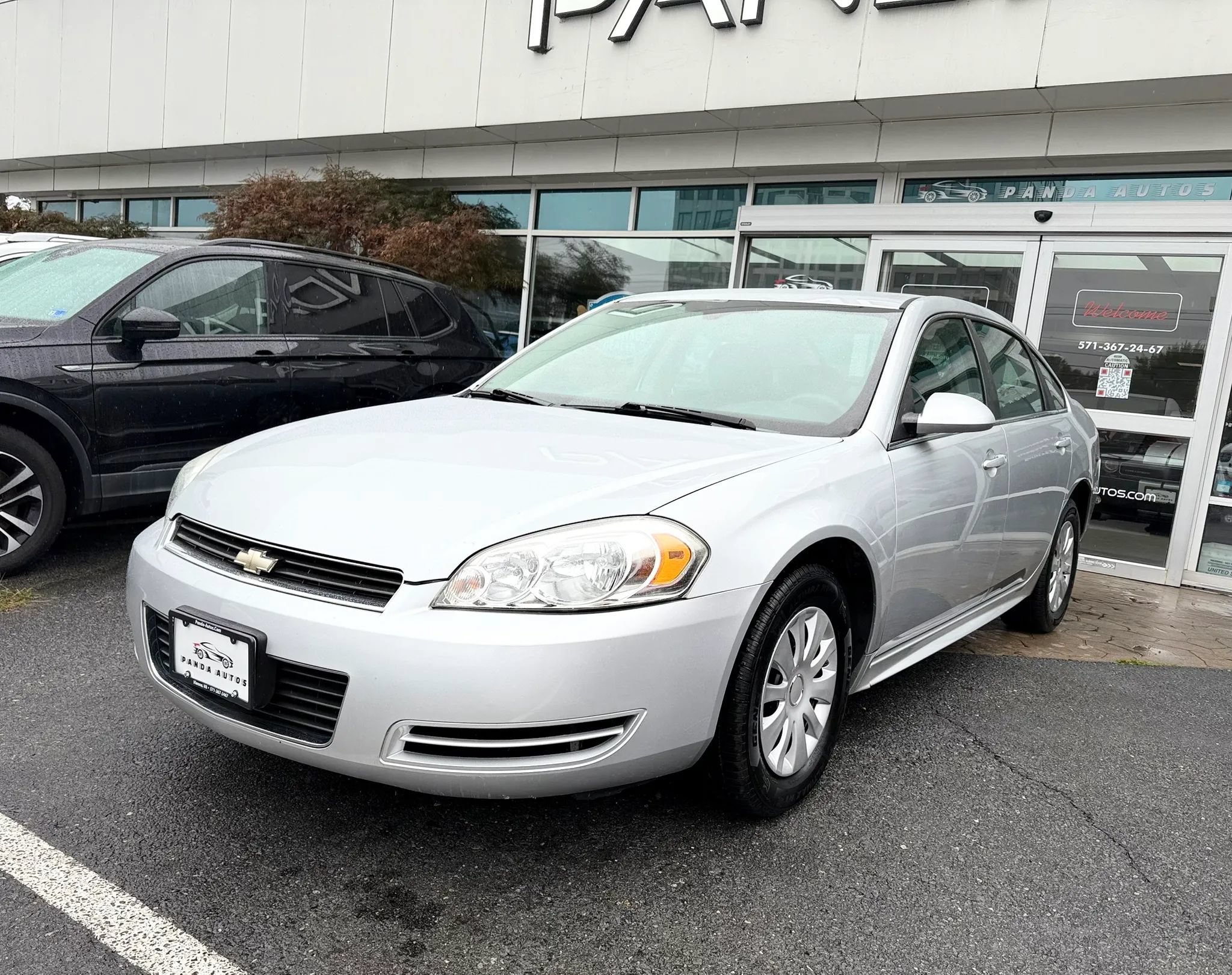 Used 2010 Chevrolet Impala LS FWD image 4