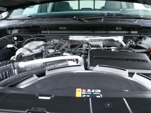 Used 2024 GMC Sierra 2500 AT4 w/ AT4 Premium Plus Package AWD/4WD image 34