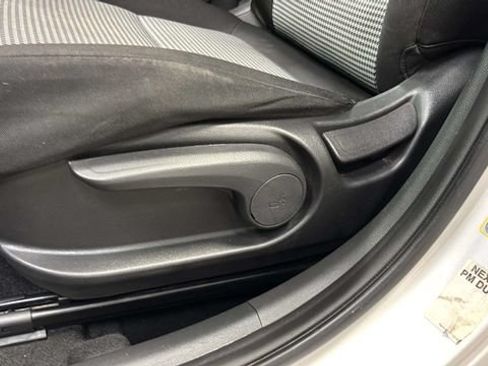 Used 2021 Hyundai Kona SE FWD image 30