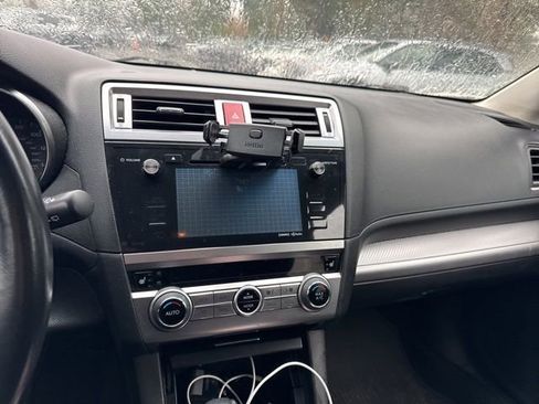 Used 2015 Subaru Outback 2.5i Premium image 24