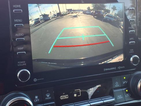 Certified 2020 Toyota Highlander LE FWD image 17