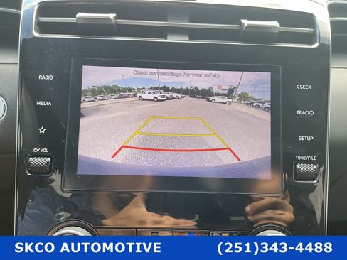 Used 2022 Hyundai Santa Cruz SEL w/ Cargo Package FWD image 17