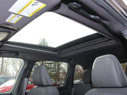 Certified 2025 Subaru Forester Premium image 16