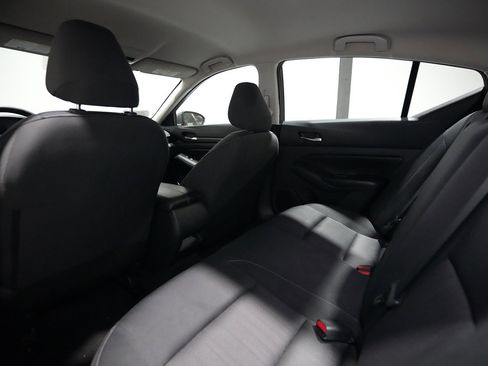 Used 2022 Nissan Altima 2.5 S image 16