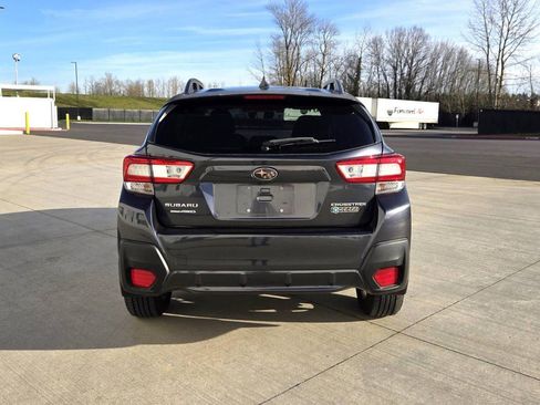 Used 2019 Subaru Crosstrek 2.0i Premium w/ Eyesight System image 6