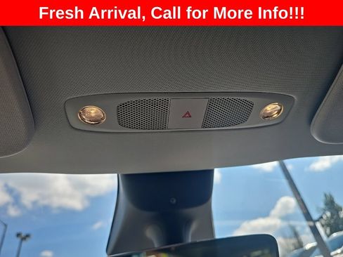 Used 2022 Tesla Model Y Performance AWD/4WD image 18
