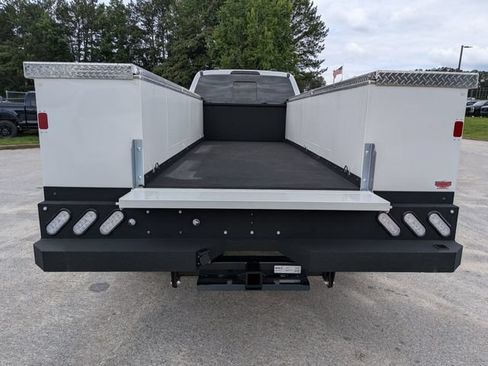 New 2026 Ford F550 4x4 Supercab Super Duty image 14
