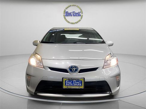 Used 2015 Toyota Prius Two FWD image 8