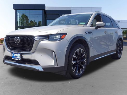 Used 2024 MAZDA CX-90 Plug-In Hybrid w/ Premium Plus AWD/4WD image 9