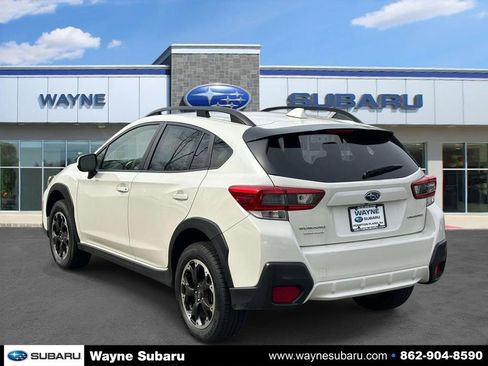 Certified 2023 Subaru Crosstrek 2.0i Premium image 3