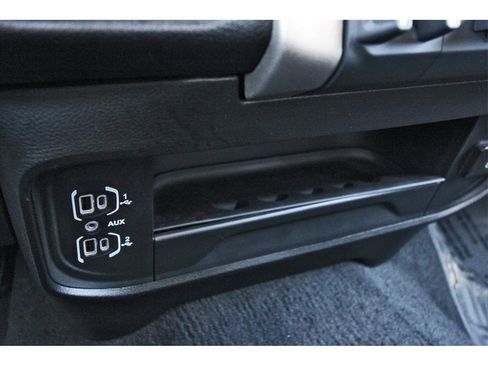 Used 2024 RAM 2500 Laramie w/ Safety Group image 24