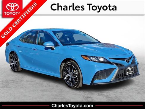 Certified 2023 Toyota Camry SE image 1
