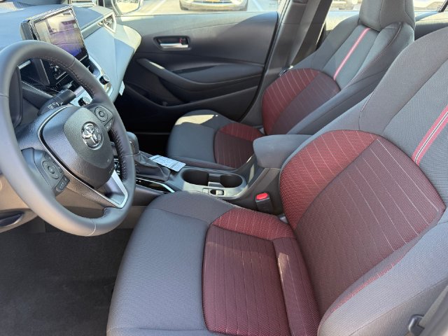 Used 2026 Toyota Corolla SE FWD image 13