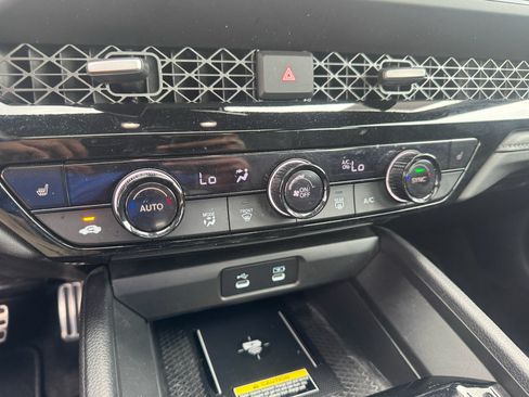 Used 2025 Honda Accord Sport image 17