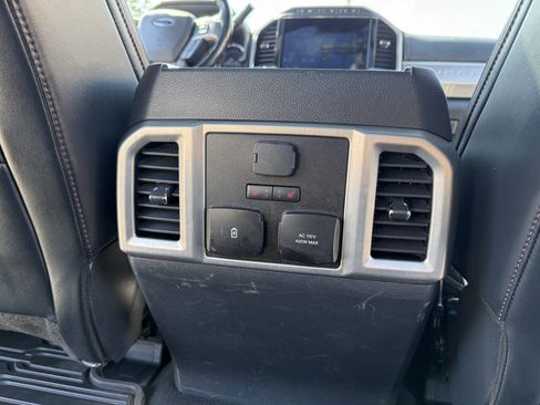 Used 2022 Ford F350 Platinum image 17