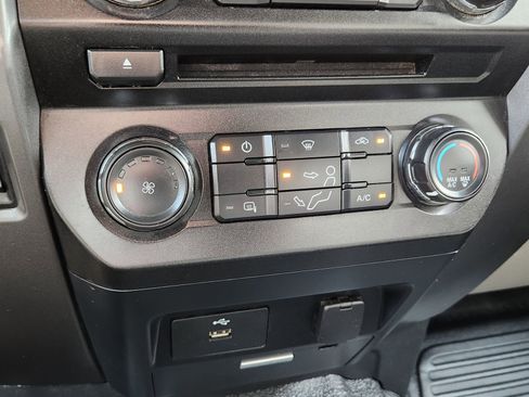 Used 2018 Ford F350 XLT w/ XLT Value Package image 26