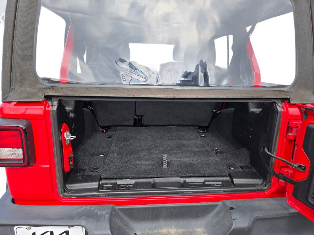 Used 2023 Jeep Wrangler Unlimited Sport AWD/4WD image 12