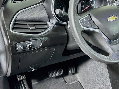 Used 2019 Chevrolet Malibu LT FWD image 12