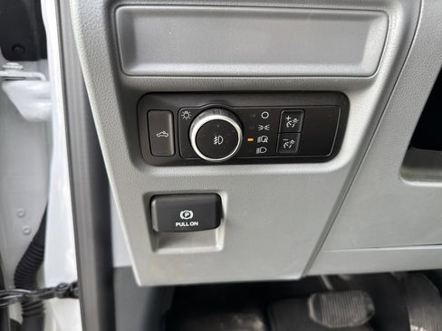 Used 2023 Ford F150 XLT w/ XTR Package image 33